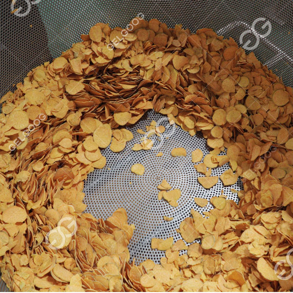 En febrero de 2022, nuestra línea de producción de chips de camote personalizados para una empresa de productos agrícolas en Luoyang se puso oficialmente en funcionamiento. 